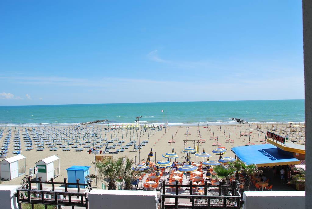 Appartamento Frontemare Azzurra Caorle Zewnętrze zdjęcie
