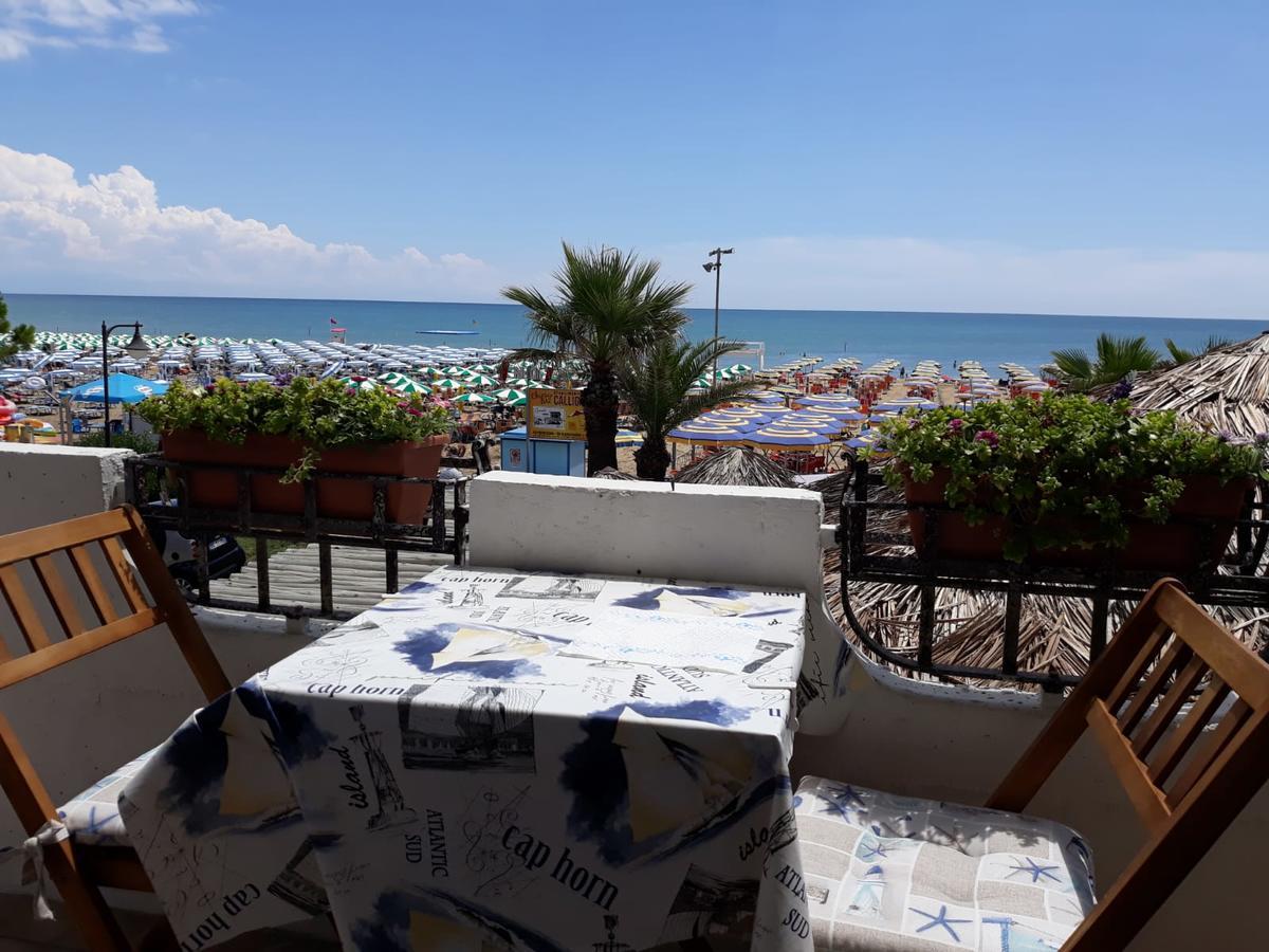 Appartamento Frontemare Azzurra Caorle Zewnętrze zdjęcie